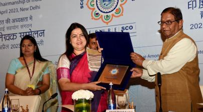 Smt. Meenakashi Lekhi